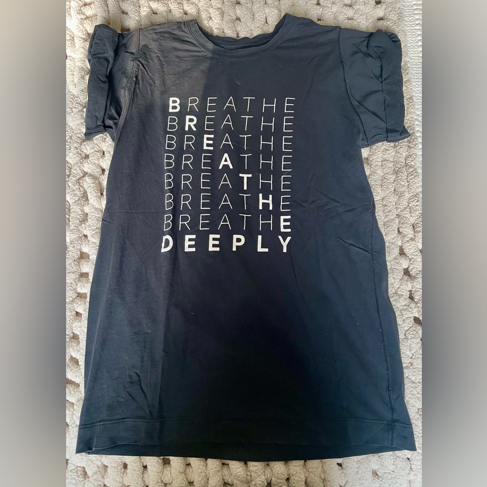 Lululemon workout T-shirt